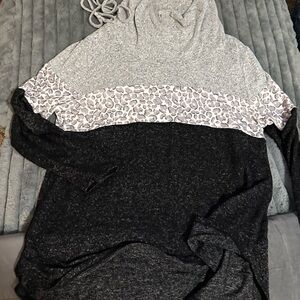 Market & Spruce Heather Gray Knit Sweater